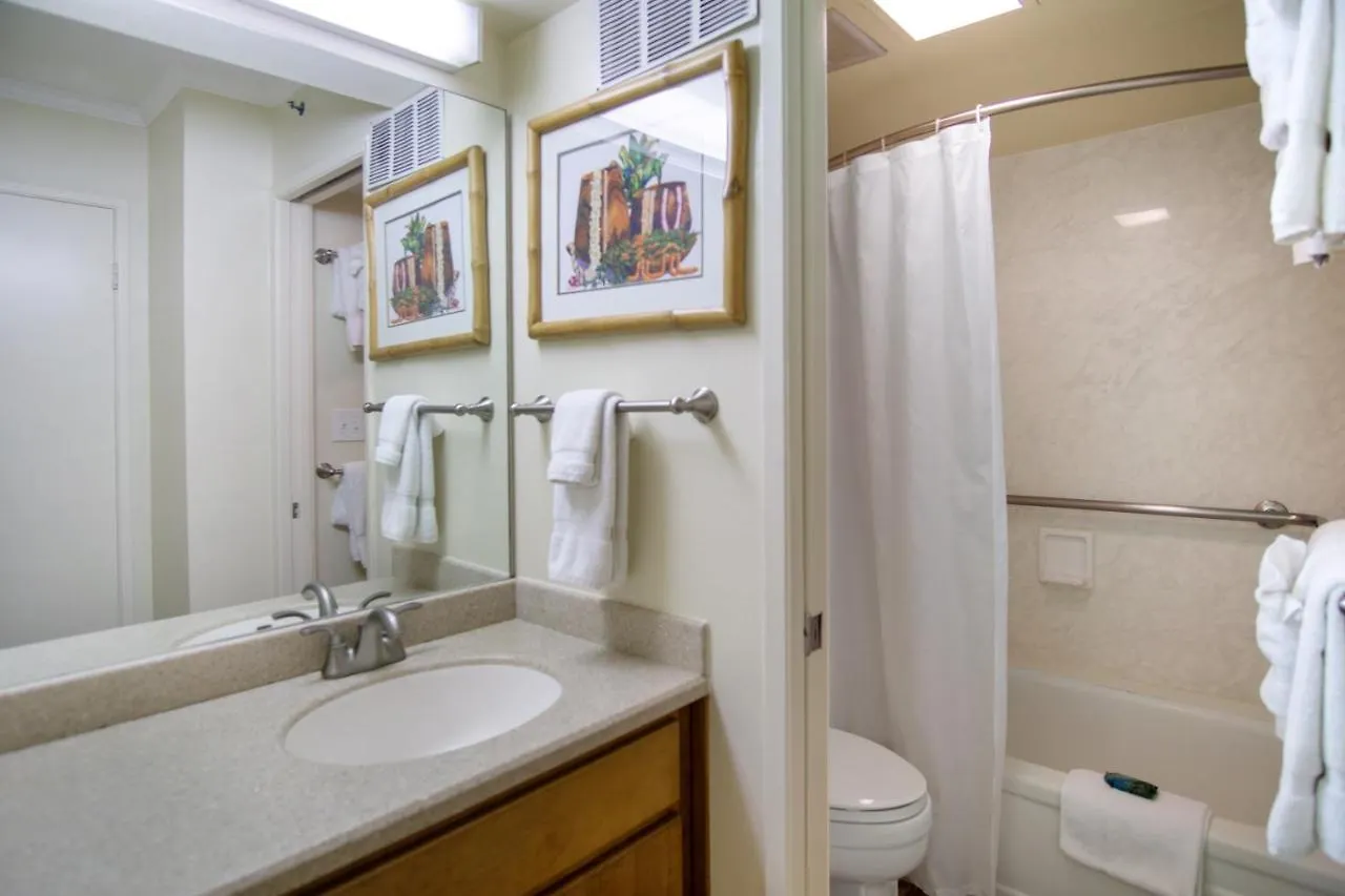 Construction Special At The Waikiki Banyan Free Parking And Wifi Apartment Honolulu 0*,  United States