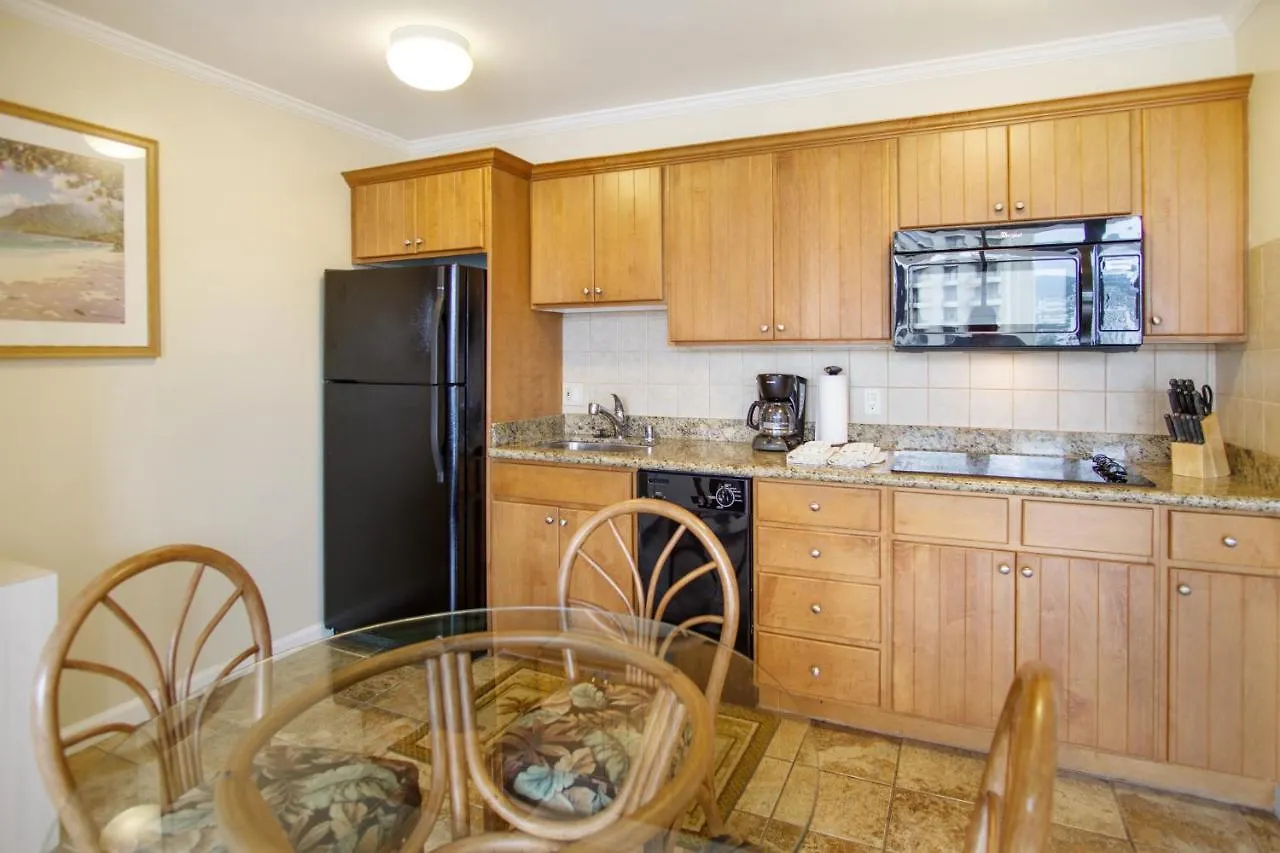 Construction Special At The Waikiki Banyan Free Parking And Wifi Apartment Honolulu